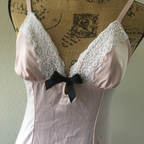 Victoria’s Secret baby pink nightie - Picture 8 of 11